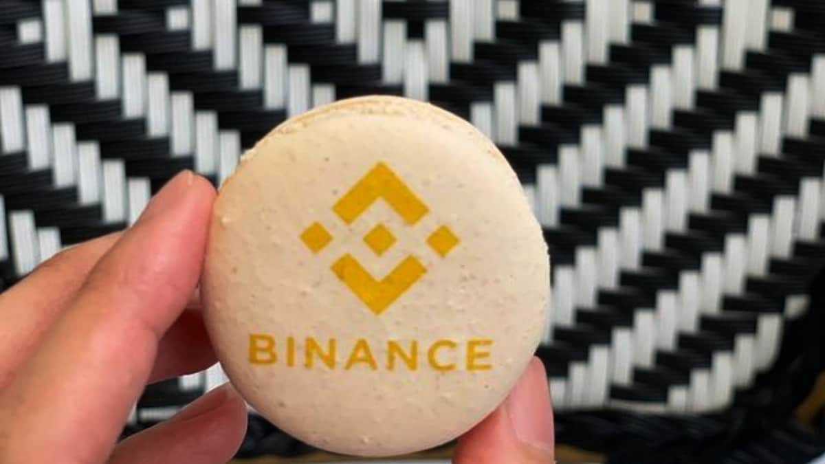 binance-stops-new-user-signups-in-uk,-says-needs-time-to-comply-with-rules-on-crypto-ads